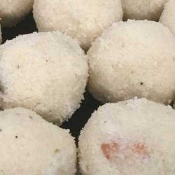 Rava Ladoo